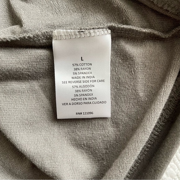 English Laundry Mockneck Half Zip Grey Sweater in Size L - Picture 11 of 13